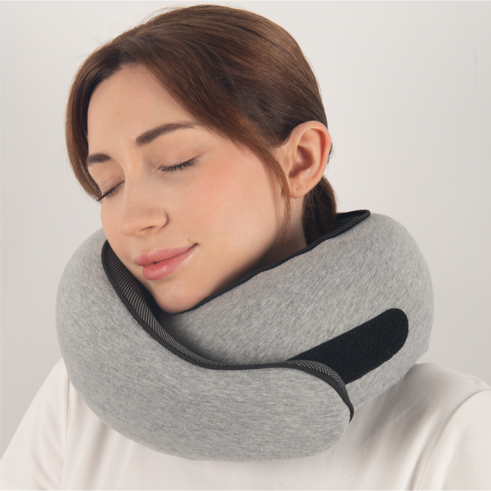 Relaxing Travel Pillow | Snug Fit
