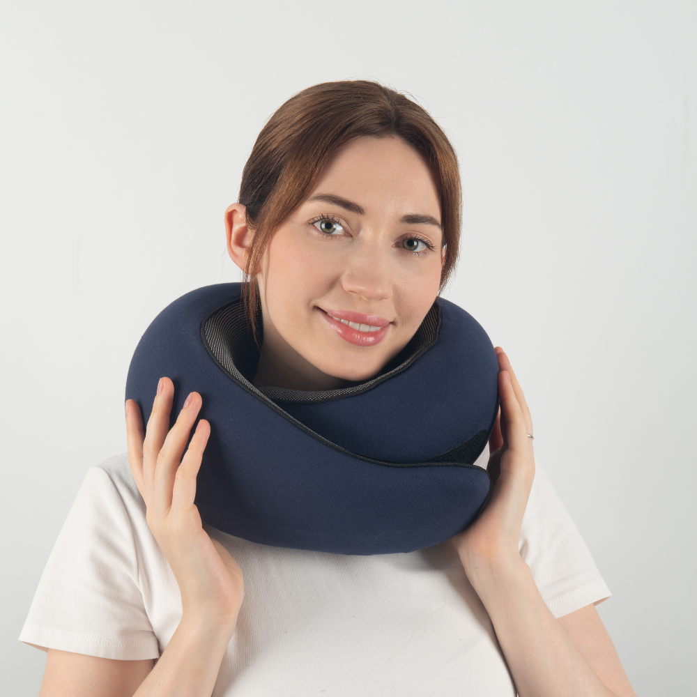 Relaxing Travel Pillow | Snug Fit